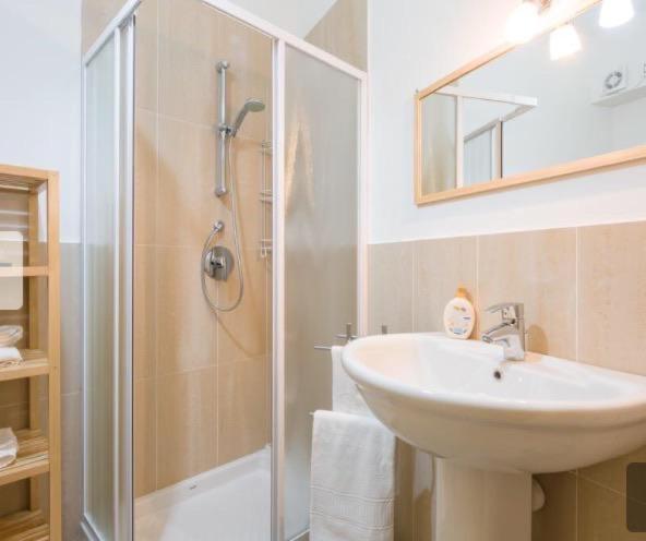 Cattaneo Arena Apartaments Verona Exterior foto